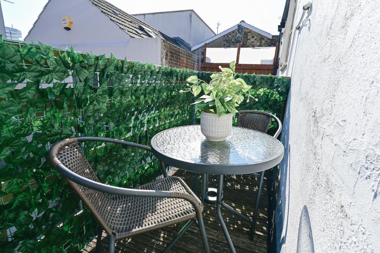 The Monopoly Breeze House - Your Dream Getaway With Wet Room In The Heart Of Brighton Exterior photo