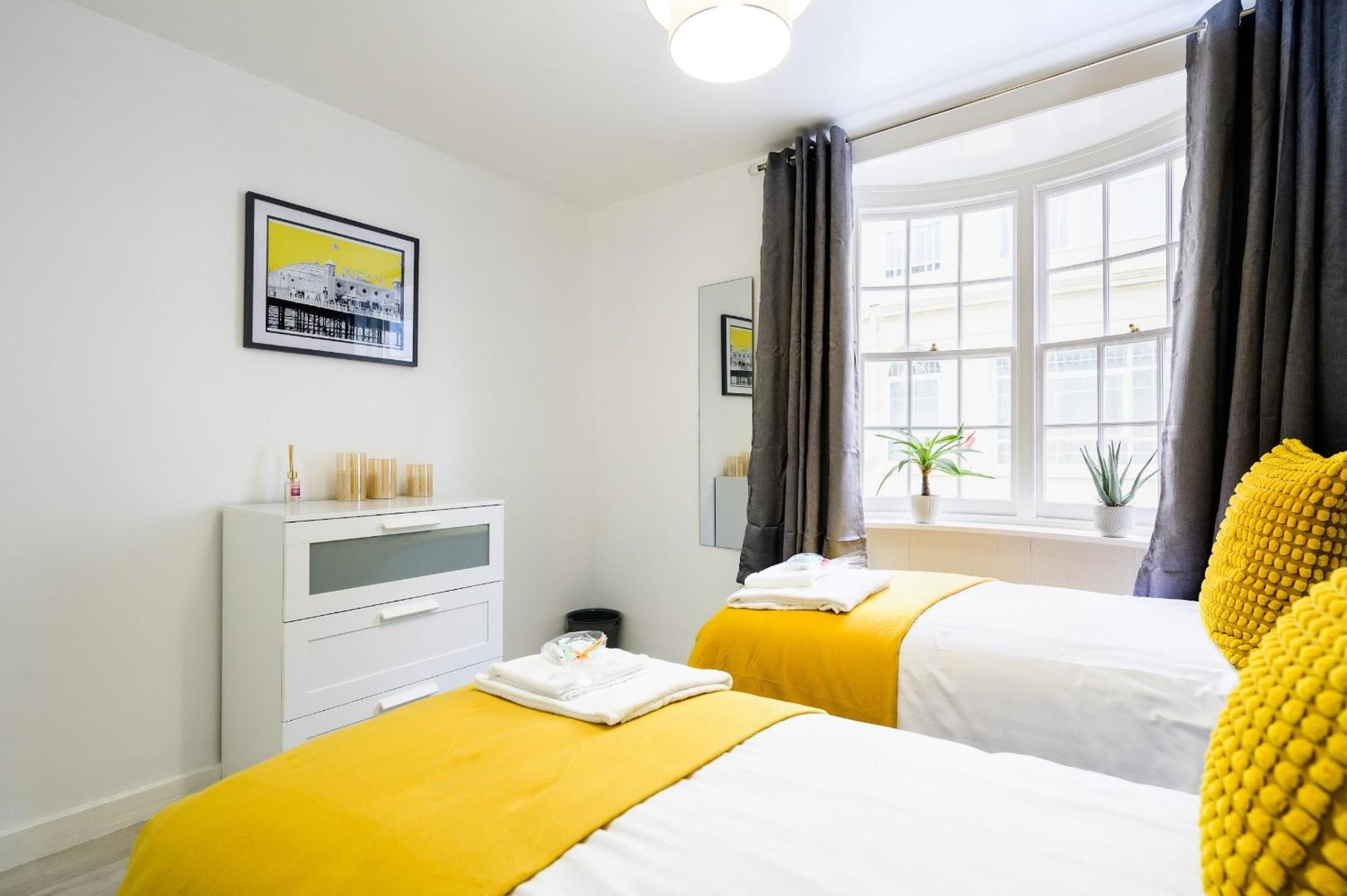 The Monopoly Breeze House - Your Dream Getaway With Wet Room In The Heart Of Brighton Exterior photo