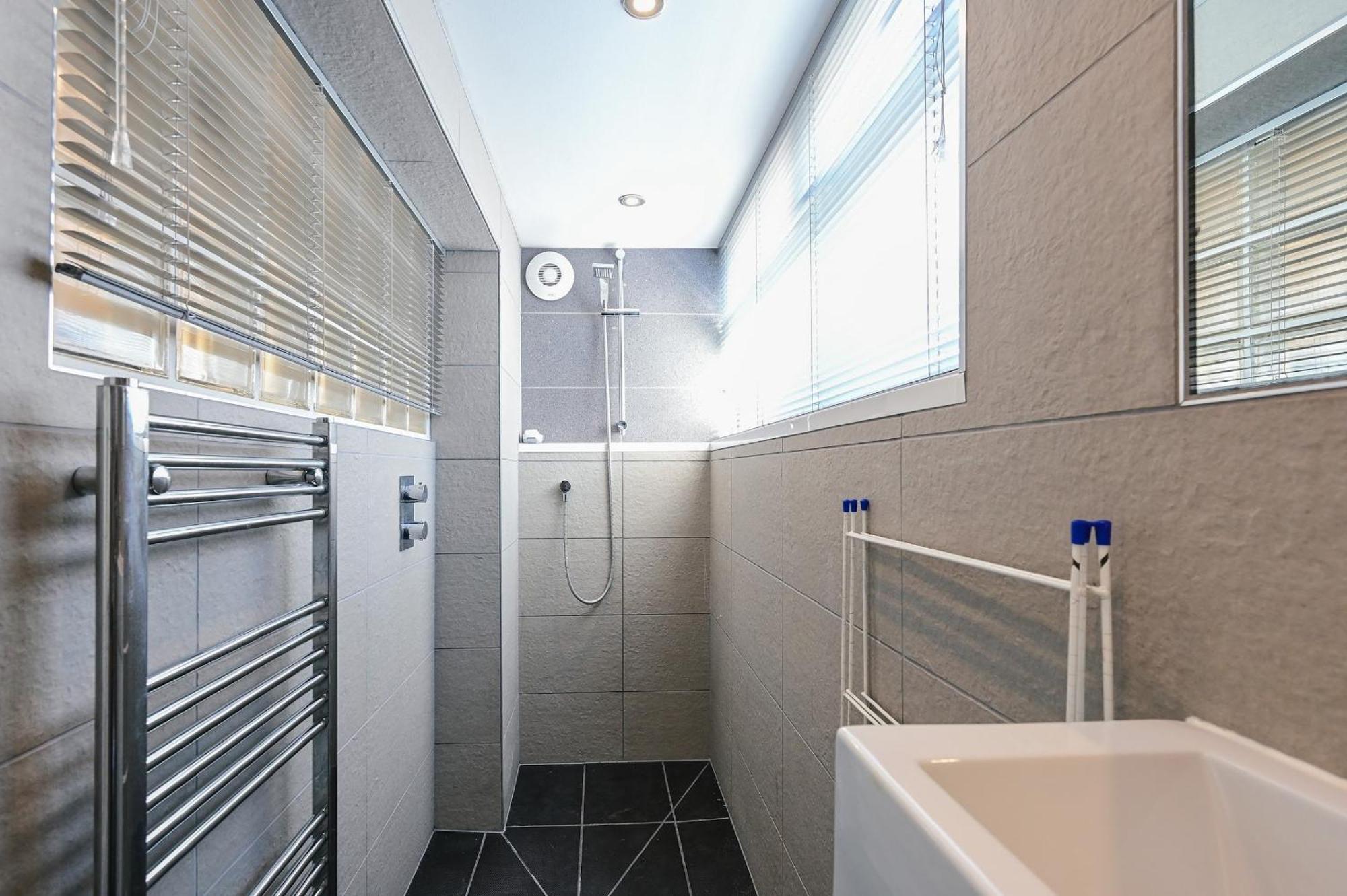 The Monopoly Breeze House - Your Dream Getaway With Wet Room In The Heart Of Brighton Exterior photo